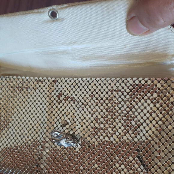 Vintage "Mesh Whiting & Davis Co. Bags" label, Indicating a U.S. made Mesh Purse - Picture 10 of 14